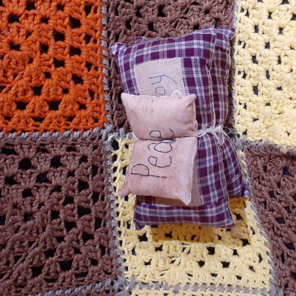 Small Primitive quilted pillows